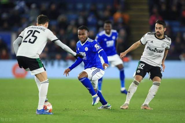 东契奇37+7+9关键防守漏人 独行侠负爵士4连败