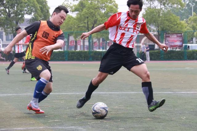 国际车队竞速成都天府绿道 赛事经济激活春日消费